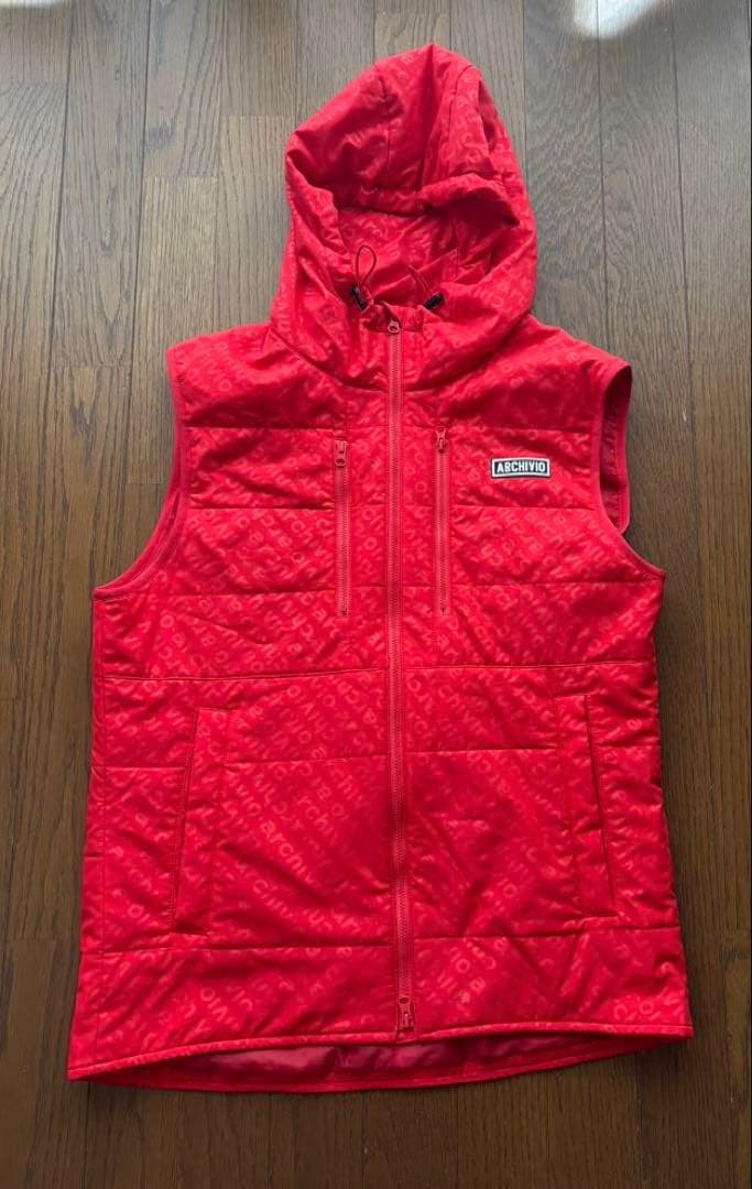 【1/29（木）までの限定価格】ARCHIVIO フード付きベストとキャップ