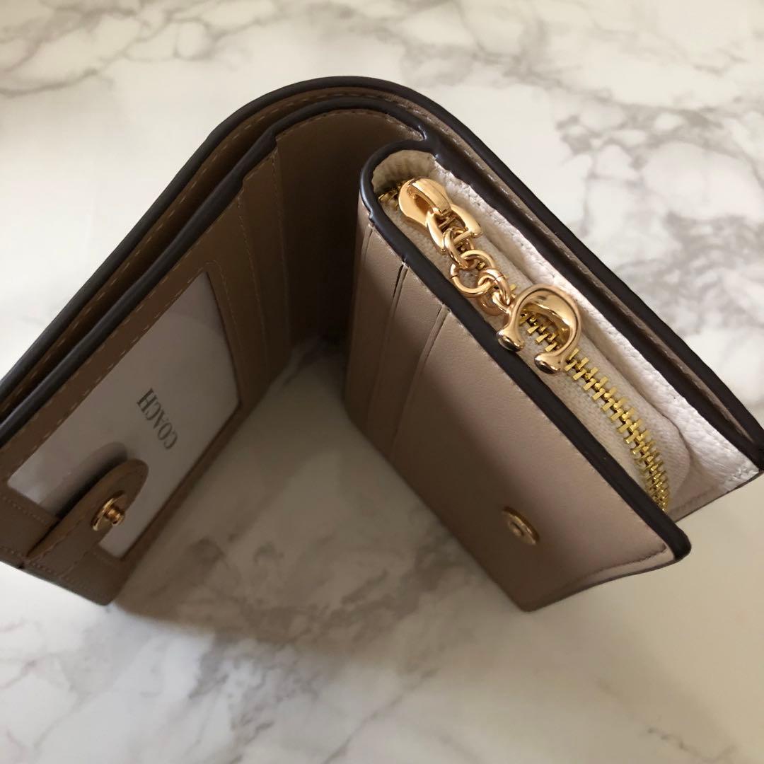 完売品 新品未使用 コーチ スヌーピー コラボ 折り財布 ミニ財布 白