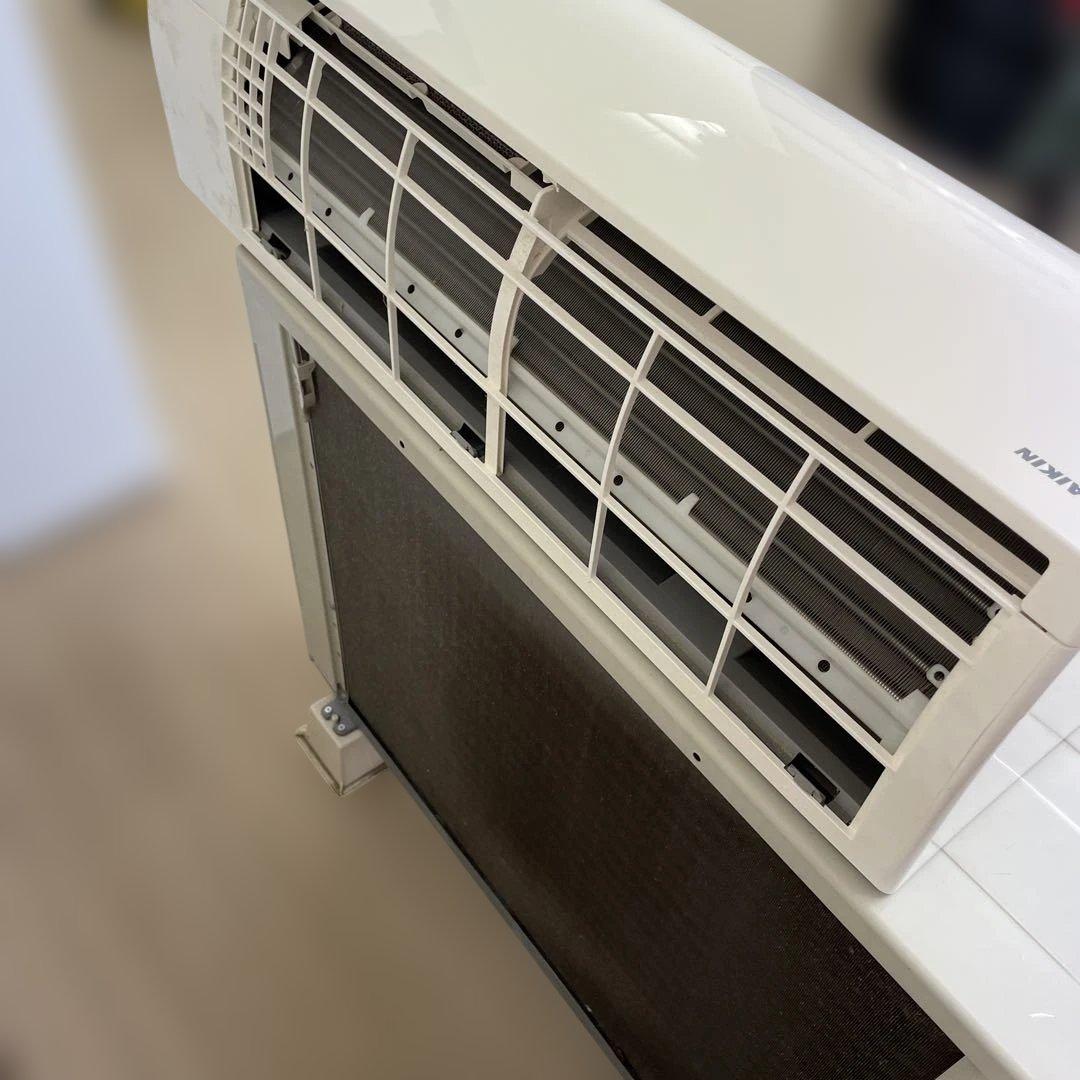 ダイキン ルームエアコン AR40YEPK 2021年製　14畳用