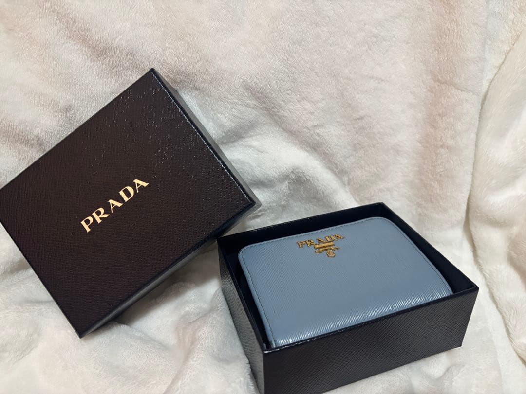 【箱・証明書付き】PRADA プラダ ライトブルー 二つ折り財布
