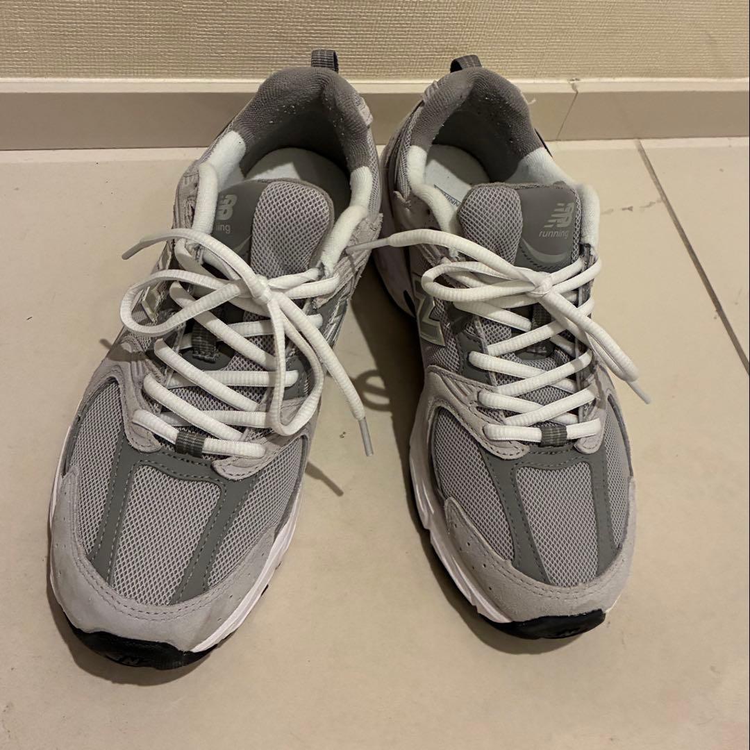 ニューバランス　MR530 グレー