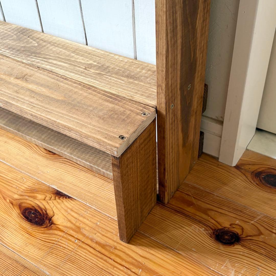 小さな窓の飾り棚　什器　ガーデン雑貨