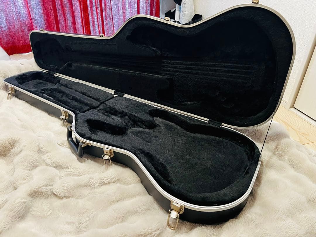 FENDER American Deluxe 5弦ベース ハードケース