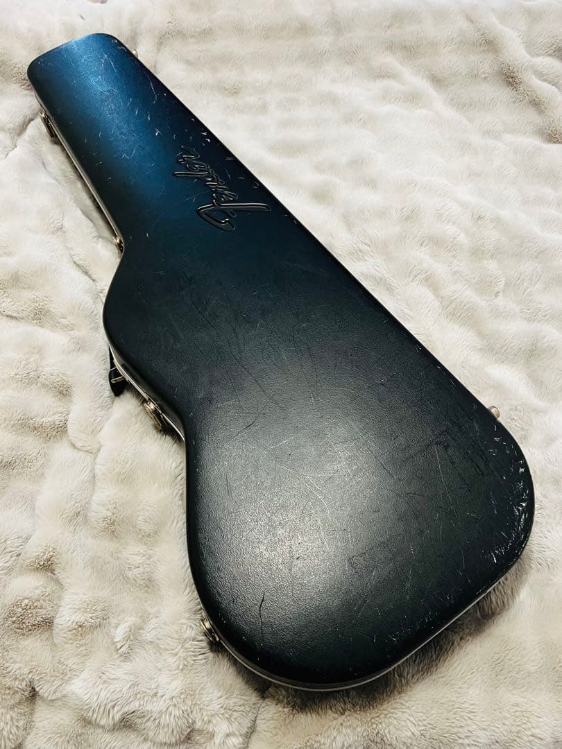 FENDER American Deluxe 5弦ベース ハードケース