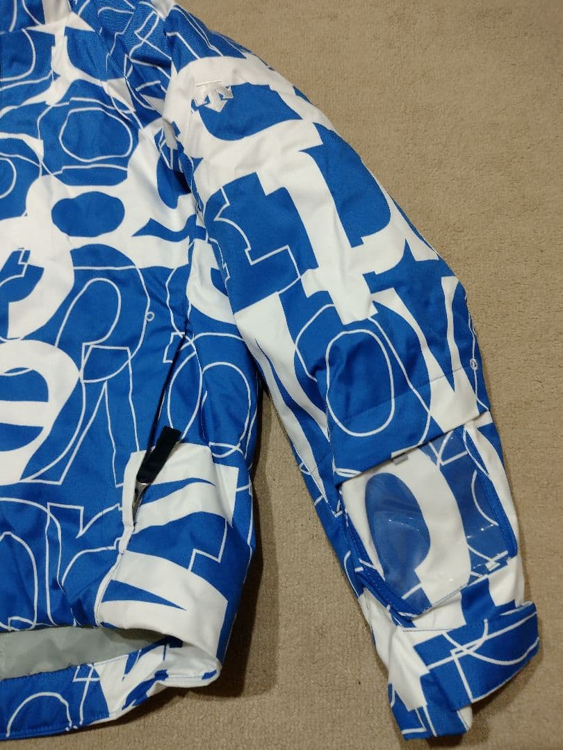 DESCENTE スキー スノーボードウェア 140 キッズ　135〜145