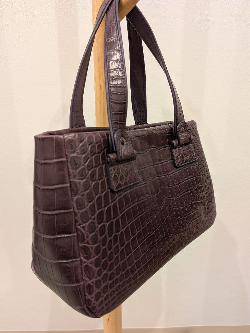 希少　ダークパープル クロコダイルハンドバッグ