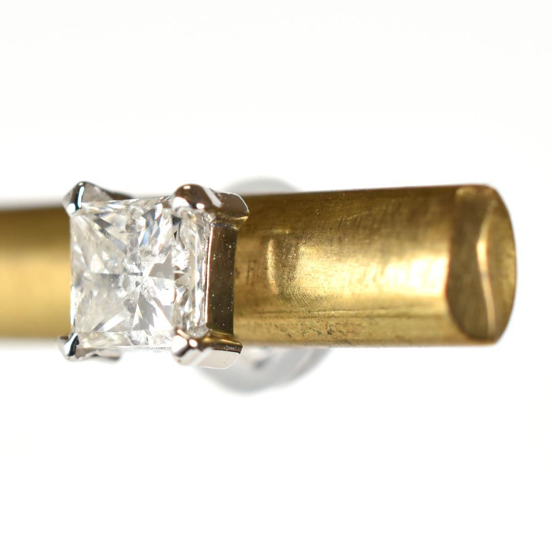 年末年始セール開催中プラチナ0.4カラットプリンセスカット(四角形)ダイヤピアス