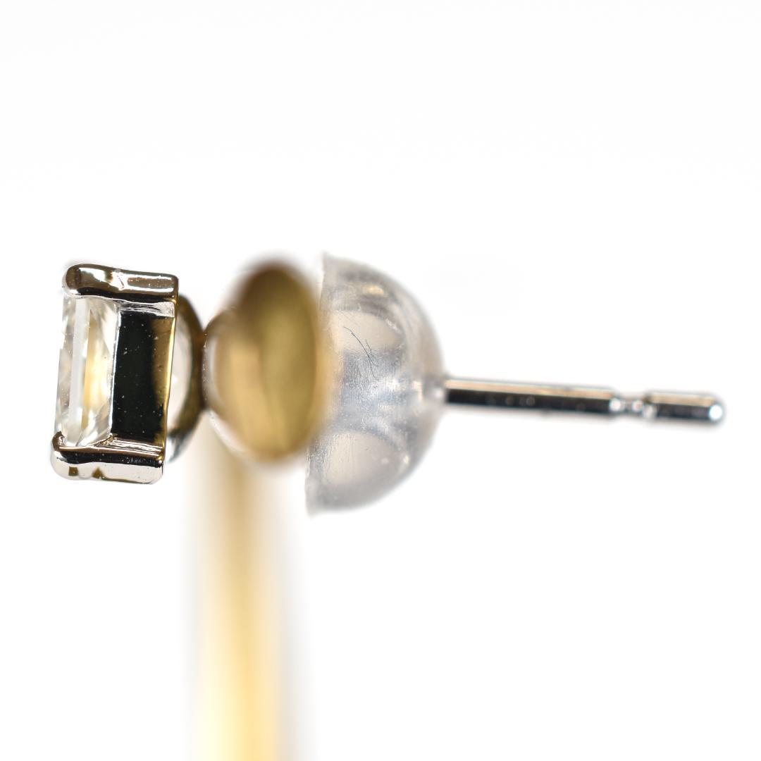 年末年始セール開催中プラチナ0.4カラットプリンセスカット(四角形)ダイヤピアス