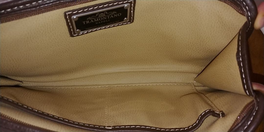 TRAMONTANO トラモンターノ　クラッチバッグ