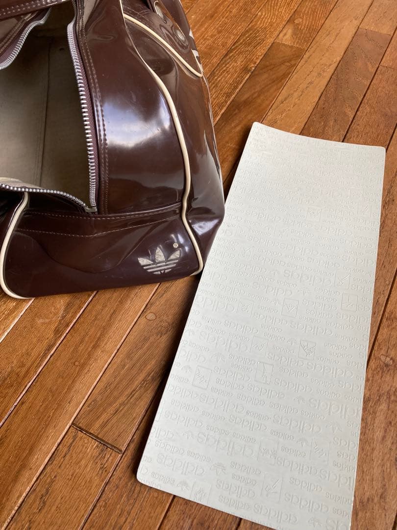 adidas ブラウン バッグ