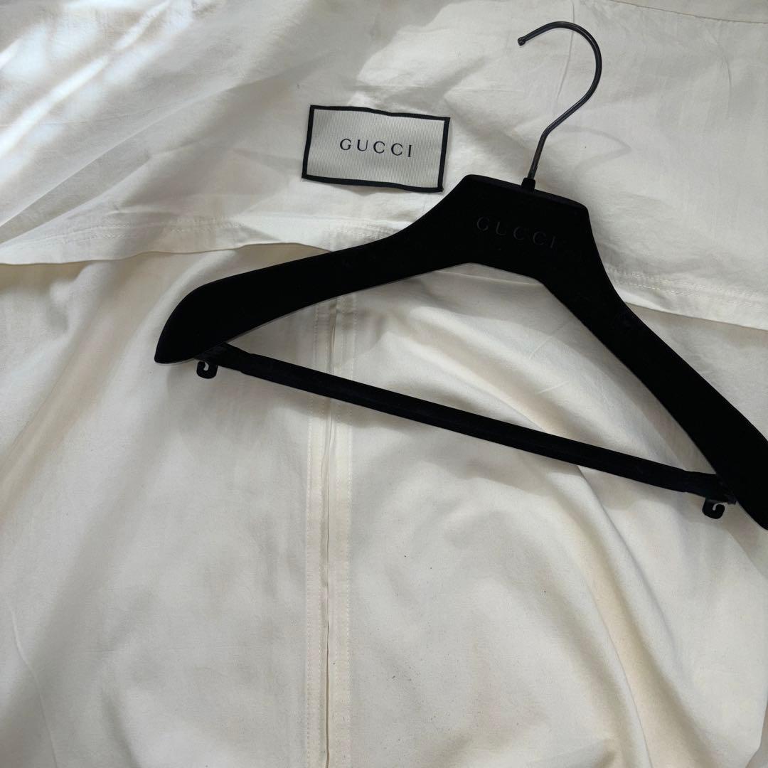 美品【GUCCI 】黒 チェスターコート パールボタン　size40細身