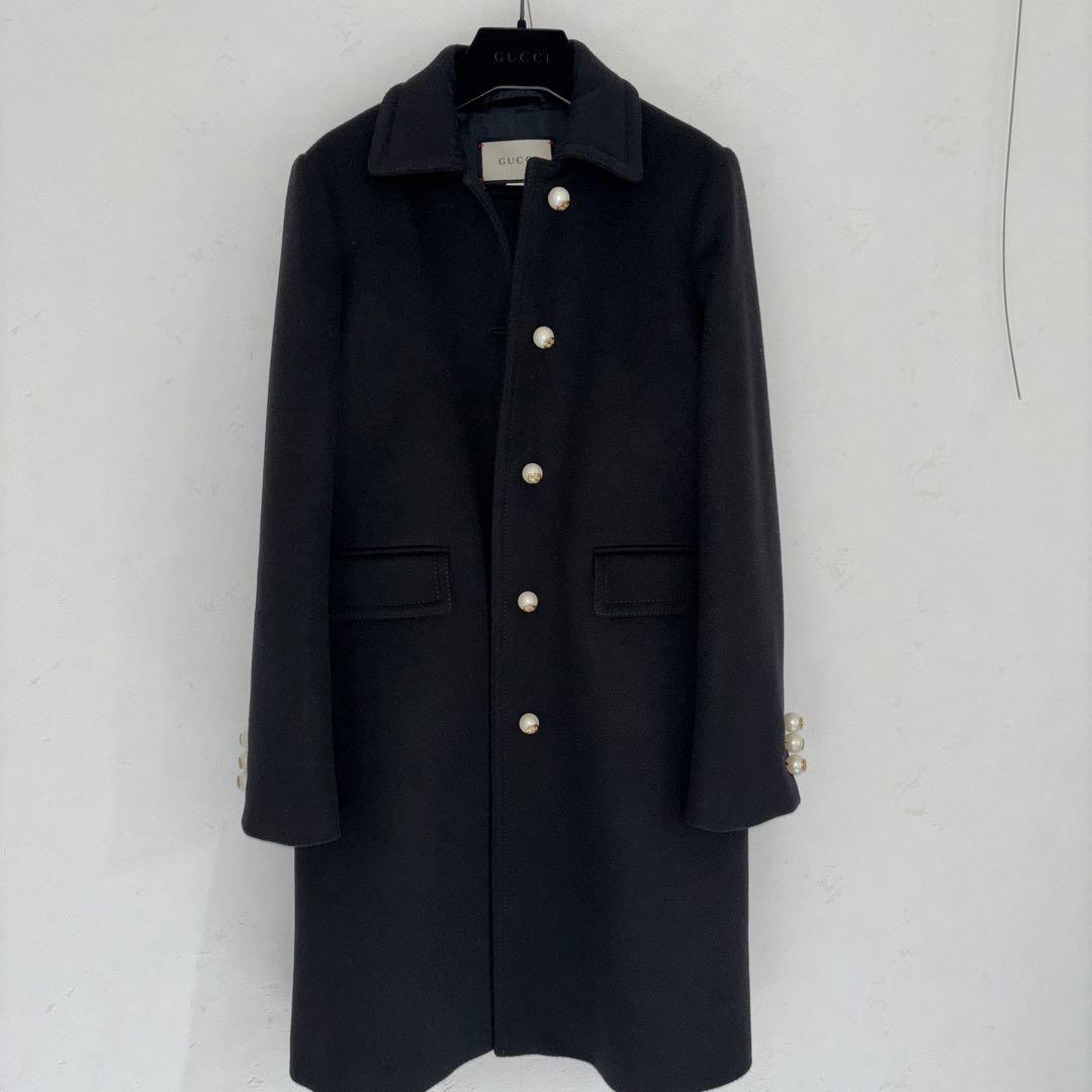 美品【GUCCI 】黒 チェスターコート パールボタン　size40細身