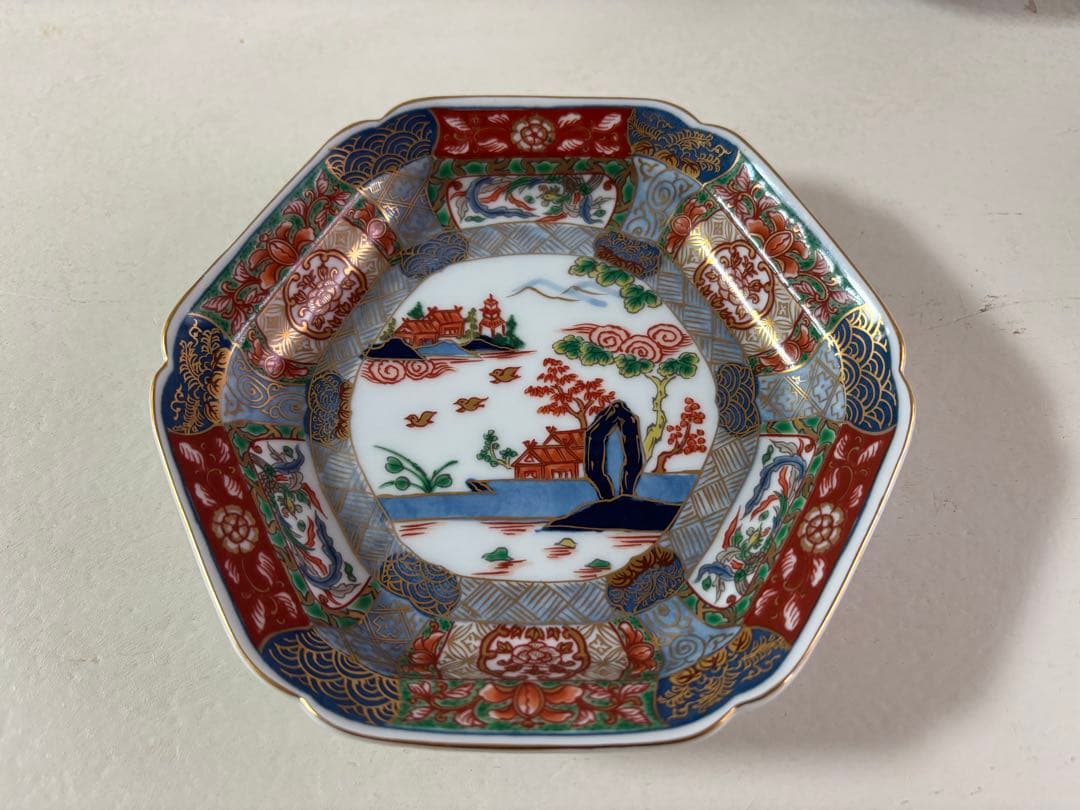 最終値下げ　有田焼　幸楽窯　色絵金彩六角皿　吉祥文様　5枚セット