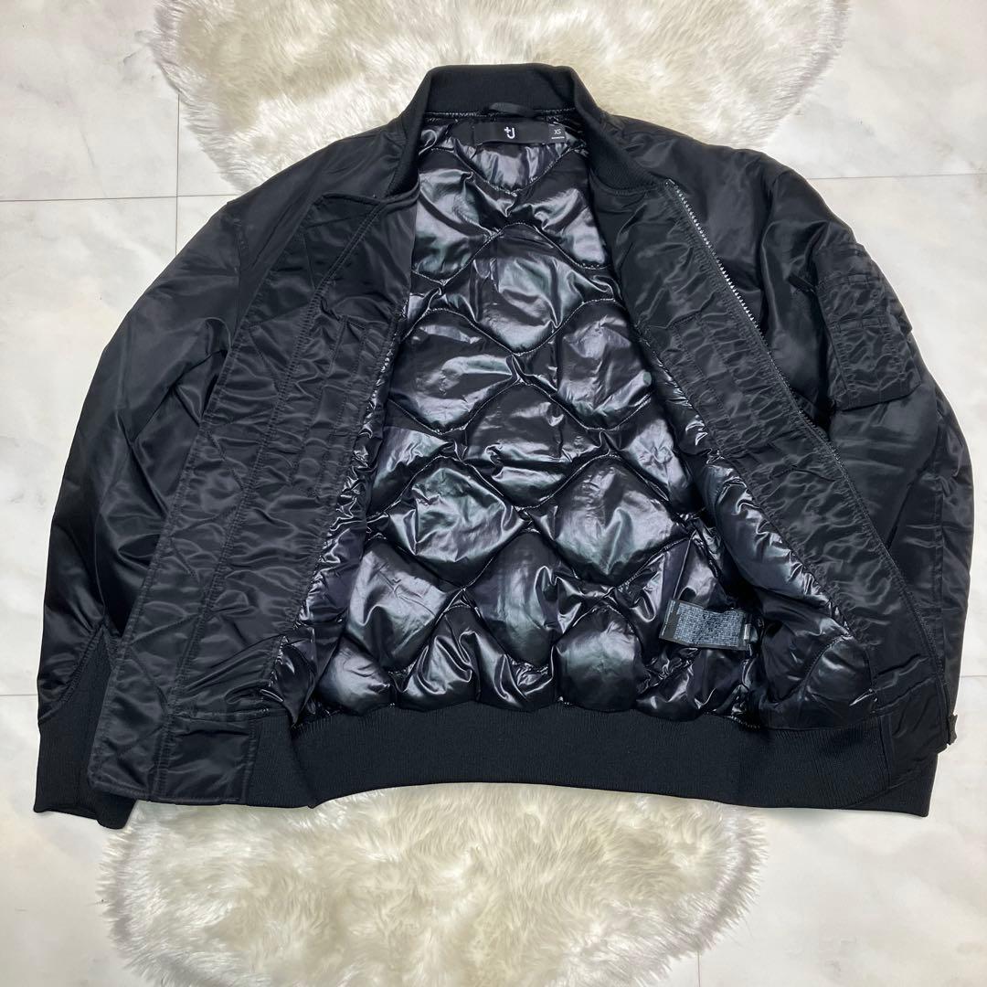 【美品】ユニクロ　UNIQLO ＋J オーバーサイズMA‐1ダウン　黒　XS