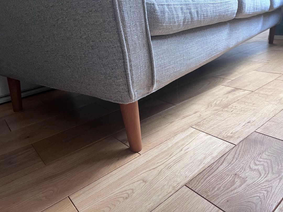 グレー 布地 アーム付きソファ 3人掛け