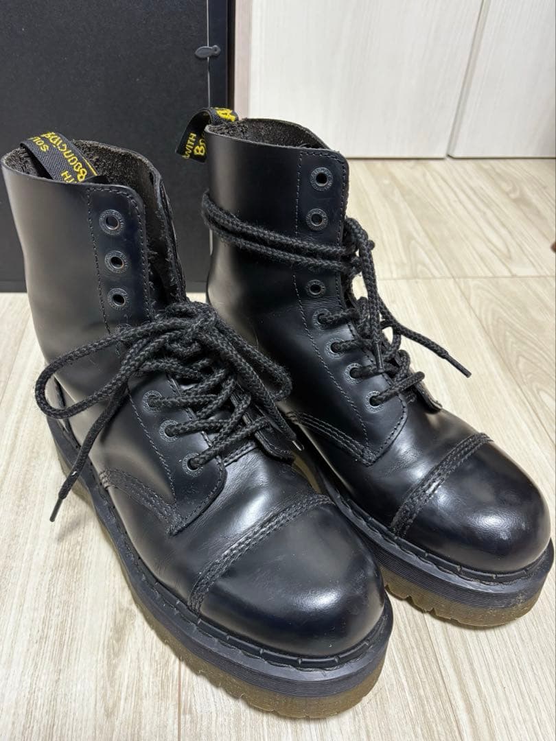 氷室京介　ドクターマーティンクレイジーボム8ホール