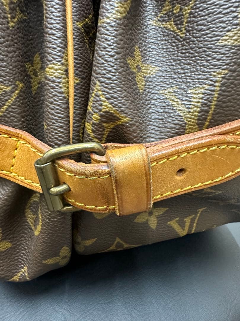 特価SALE ‼️ルイヴィトン　モノグラム　ソミュール35 シリアルナンバー有り