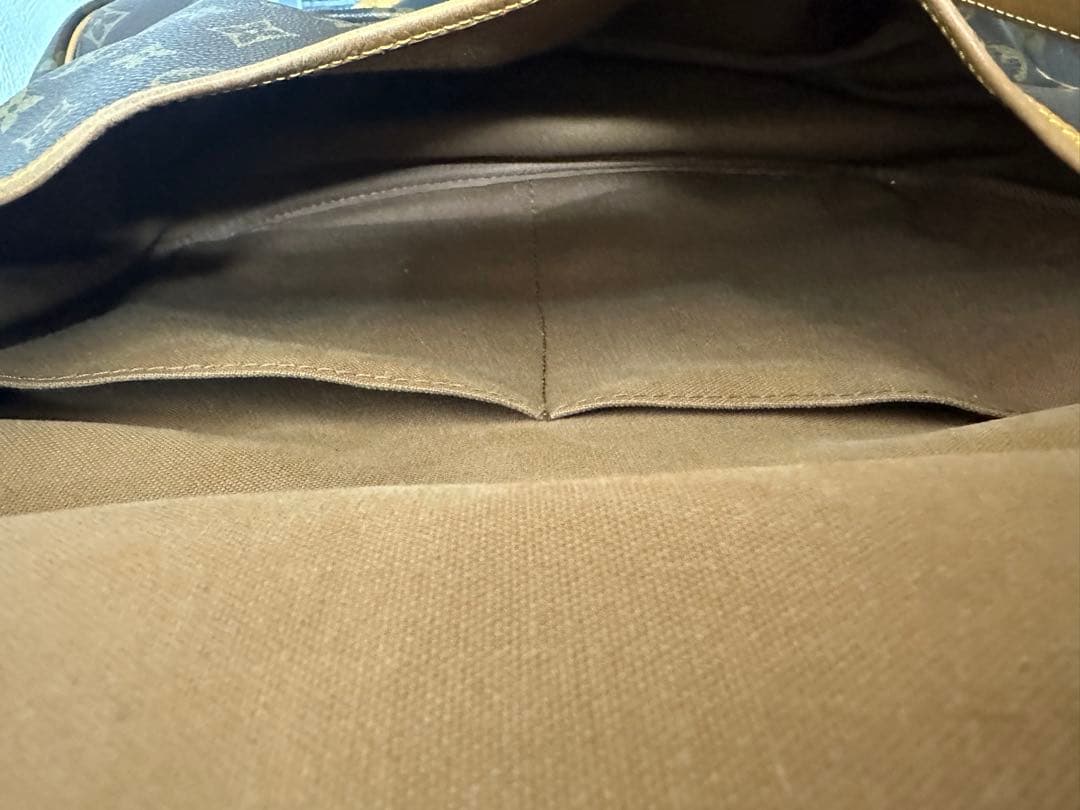 特価SALE ‼️ルイヴィトン　モノグラム　ソミュール35 シリアルナンバー有り