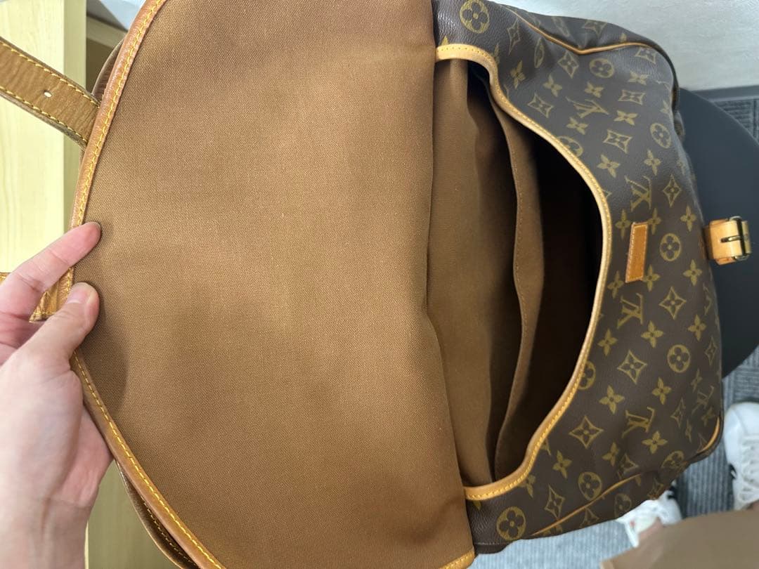 特価SALE ‼️ルイヴィトン　モノグラム　ソミュール35 シリアルナンバー有り