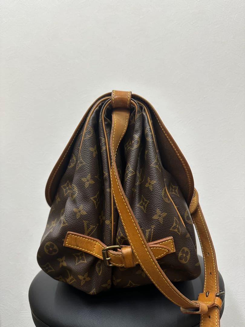 特価SALE ‼️ルイヴィトン　モノグラム　ソミュール35 シリアルナンバー有り