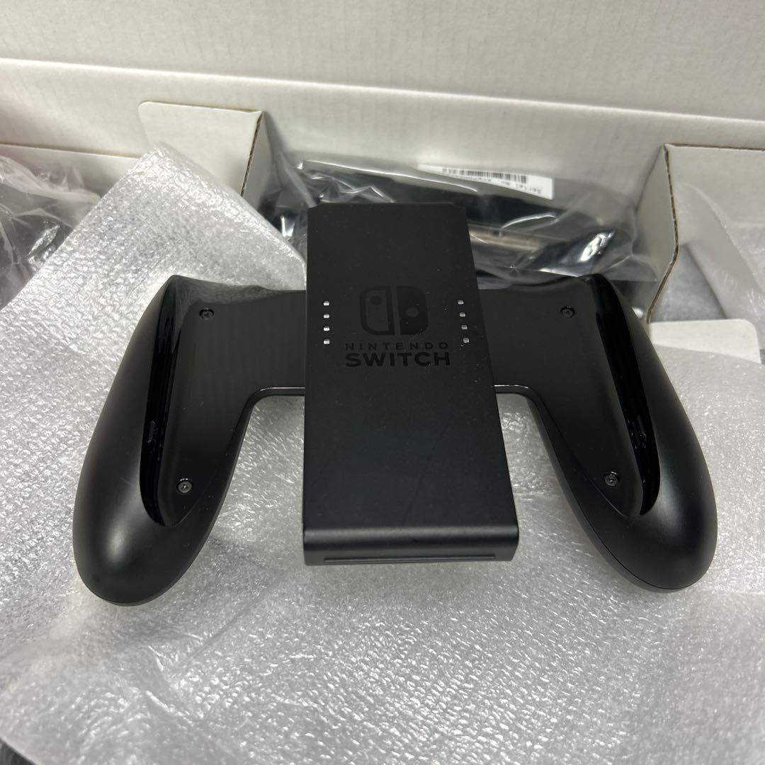 F*T様 美品　バッテリー強化版　ニンテンドーSwitch