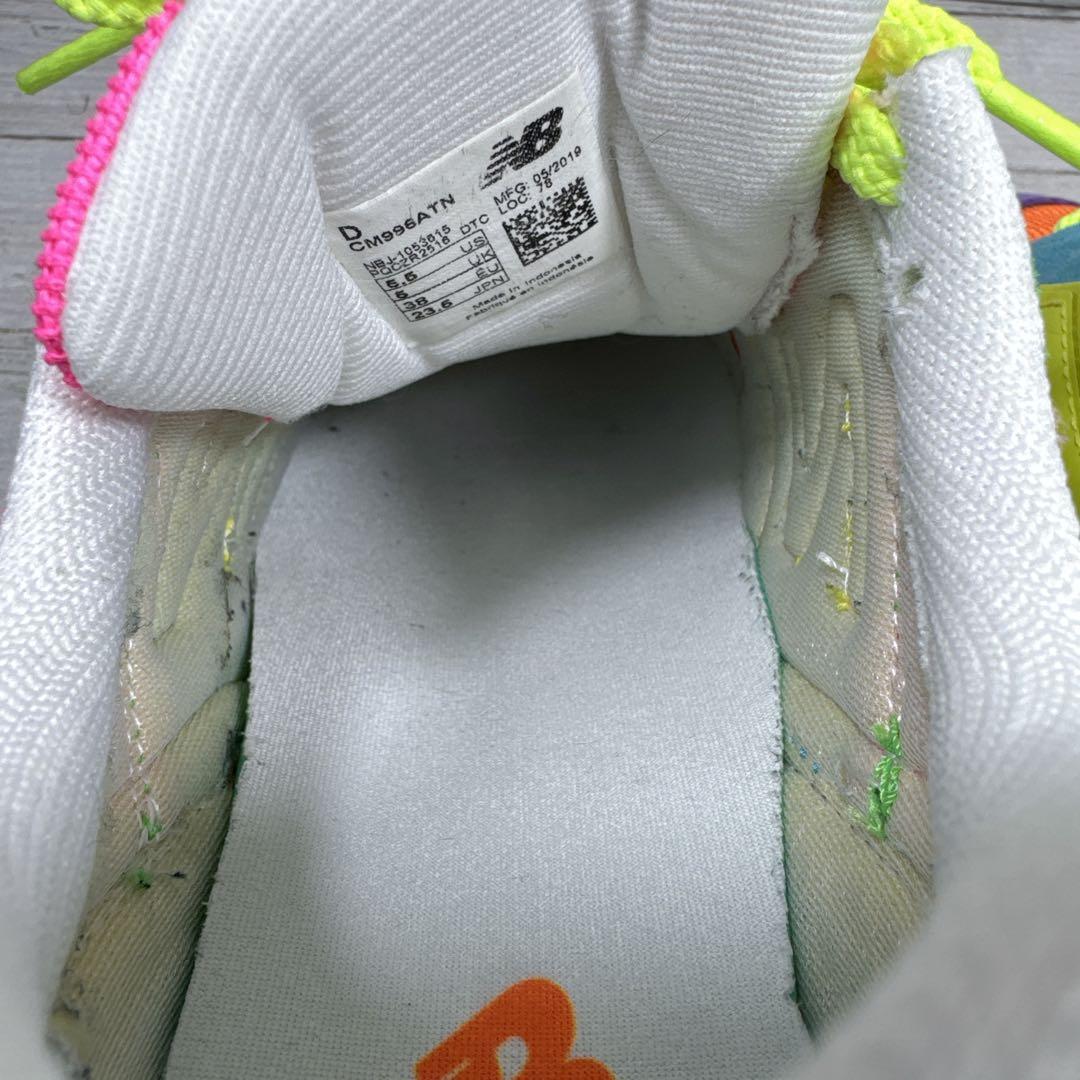 美品 ATMOS別注996足限定CM996ATN 23.5cmマルチ 左右非対称