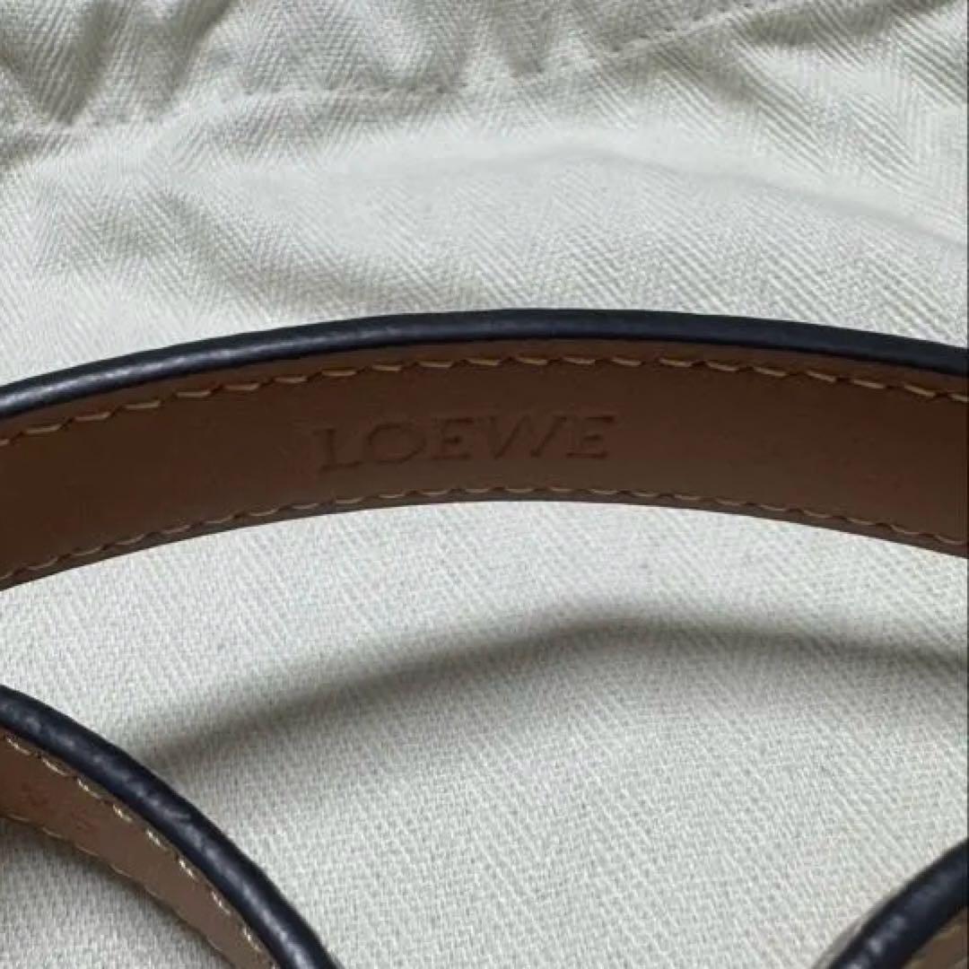 LOEWE ブラウンレザーベルト ゴールドバックル付き