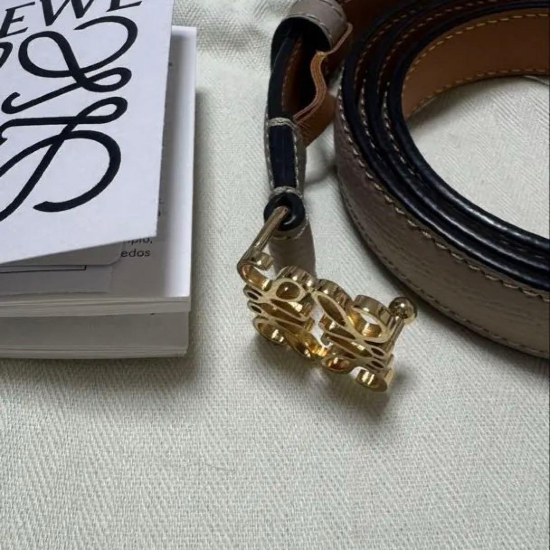 LOEWE ブラウンレザーベルト ゴールドバックル付き