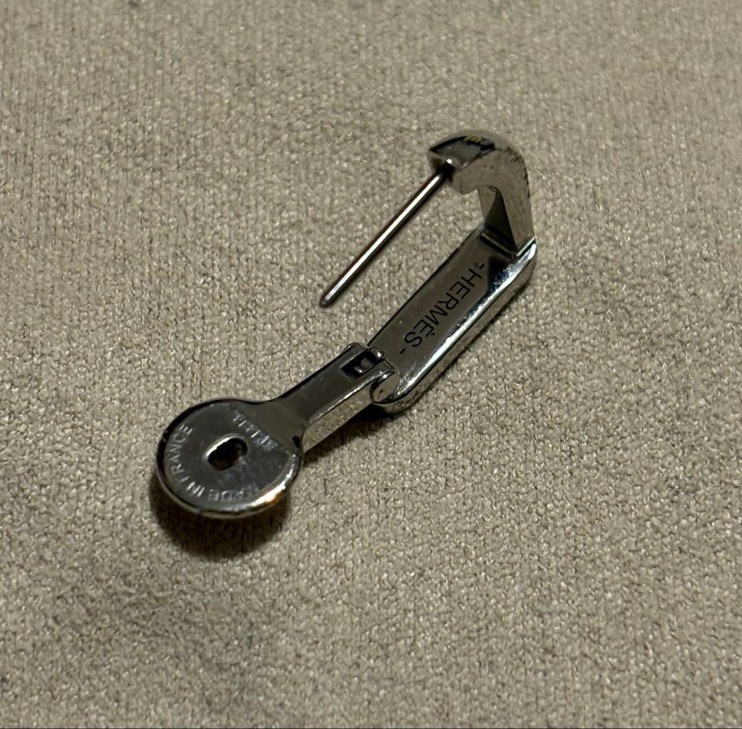 エルメス　HERMES シングルピアス 《エトリエ》 ブラック