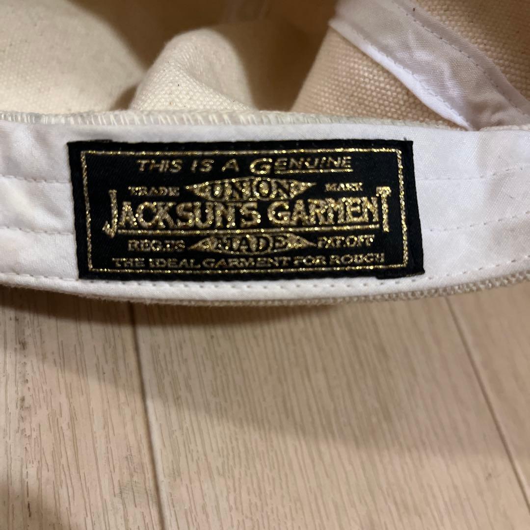 JACKSUN’Sキャンバス スタッズ付きキャスケット ホワイト/ブラック