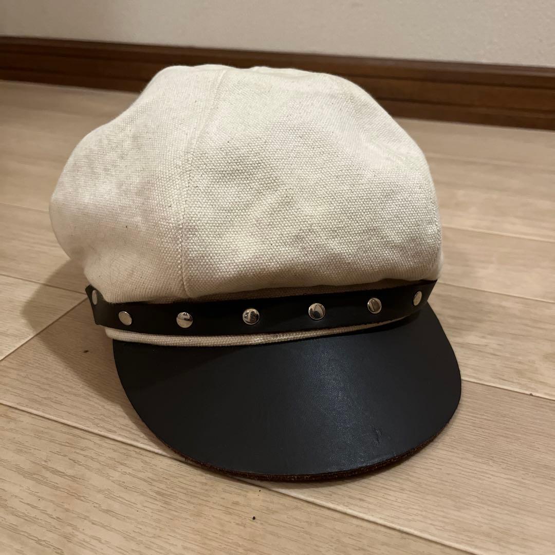 JACKSUN’Sキャンバス スタッズ付きキャスケット ホワイト/ブラック