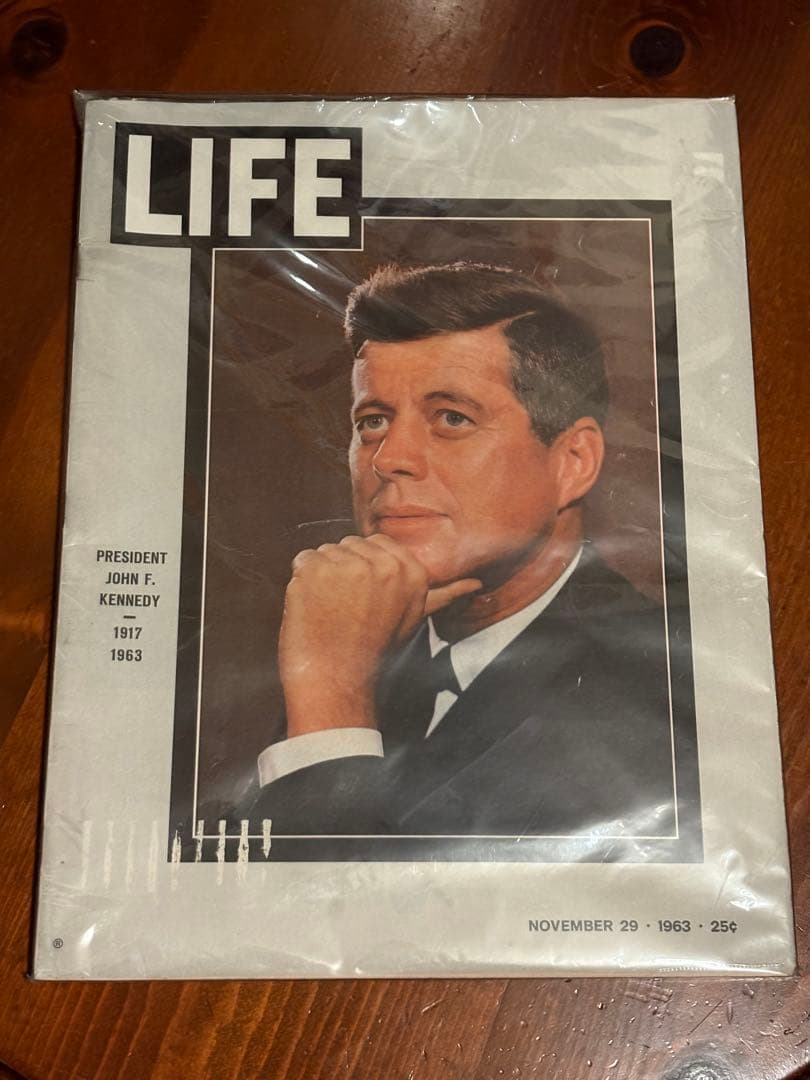 超希少　ヴィンテージLIFE誌　12冊　LIFEが入る額付き　質問はコメントへ