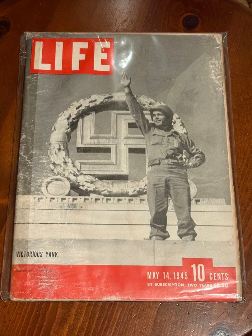 超希少　ヴィンテージLIFE誌　12冊　LIFEが入る額付き　質問はコメントへ