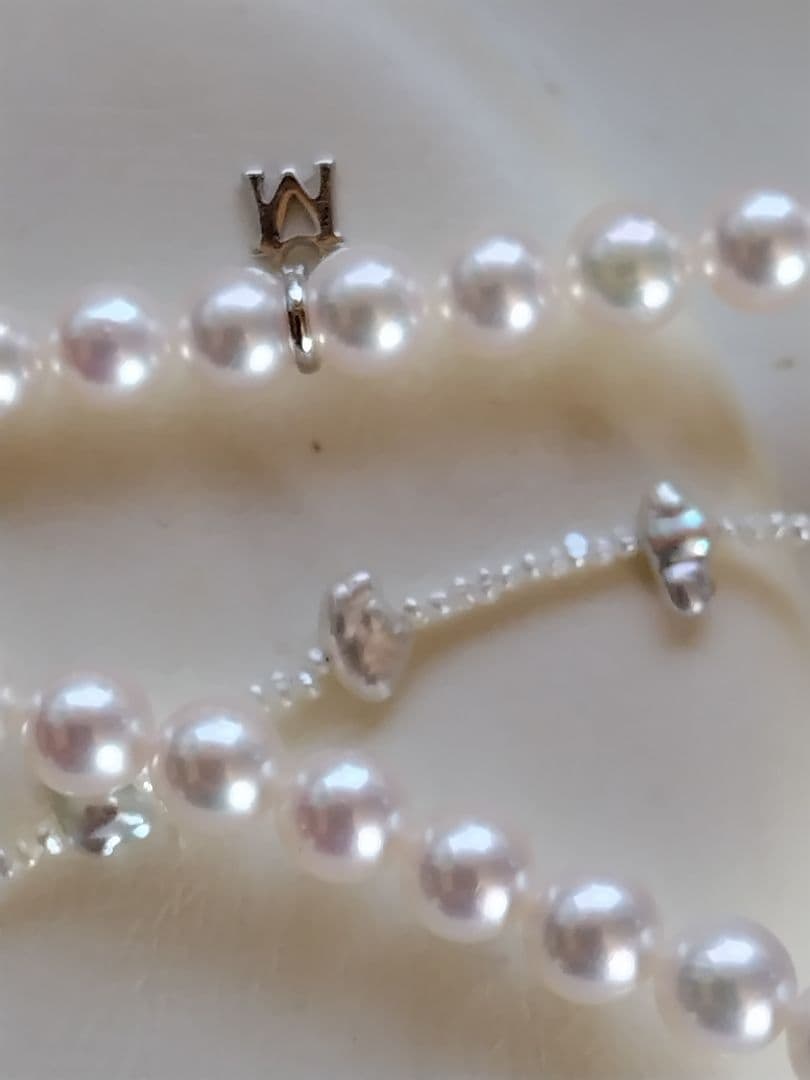 白蝶真珠ケシパール、あこや砂芥子パールの、オメガ風ネックレス