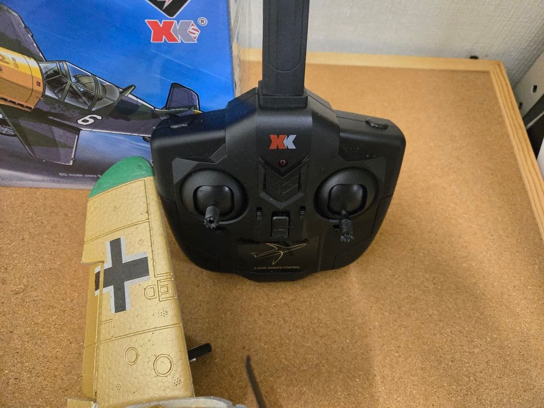 ハイテック　XK A250 フルセット　予備ボディ付　ラジコン飛行機