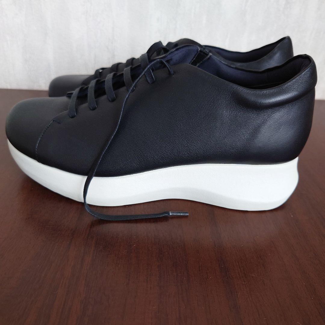 超美品　ミスキョウコ　タルトソール　レザースニーカー23EEEE日本製