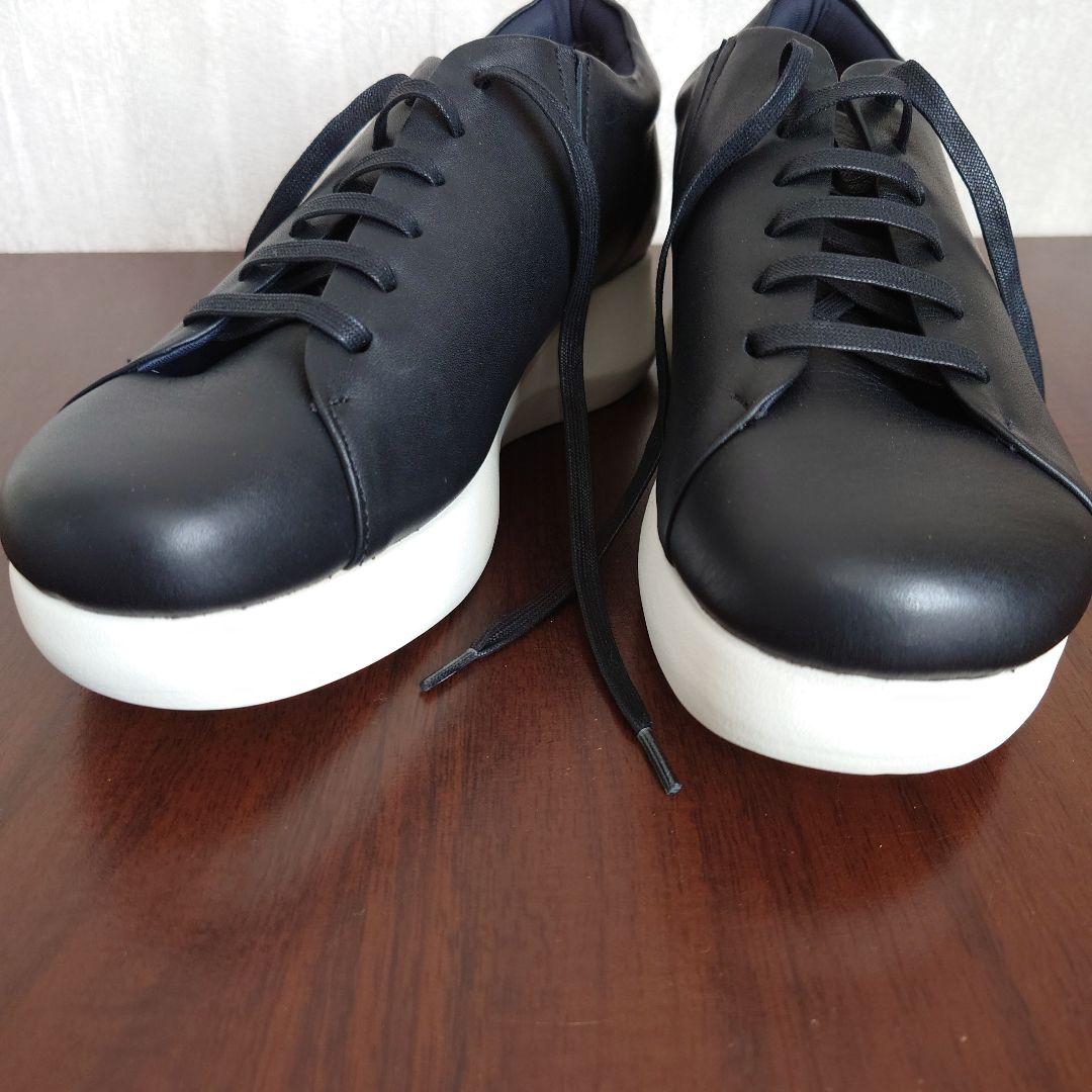 超美品　ミスキョウコ　タルトソール　レザースニーカー23EEEE日本製