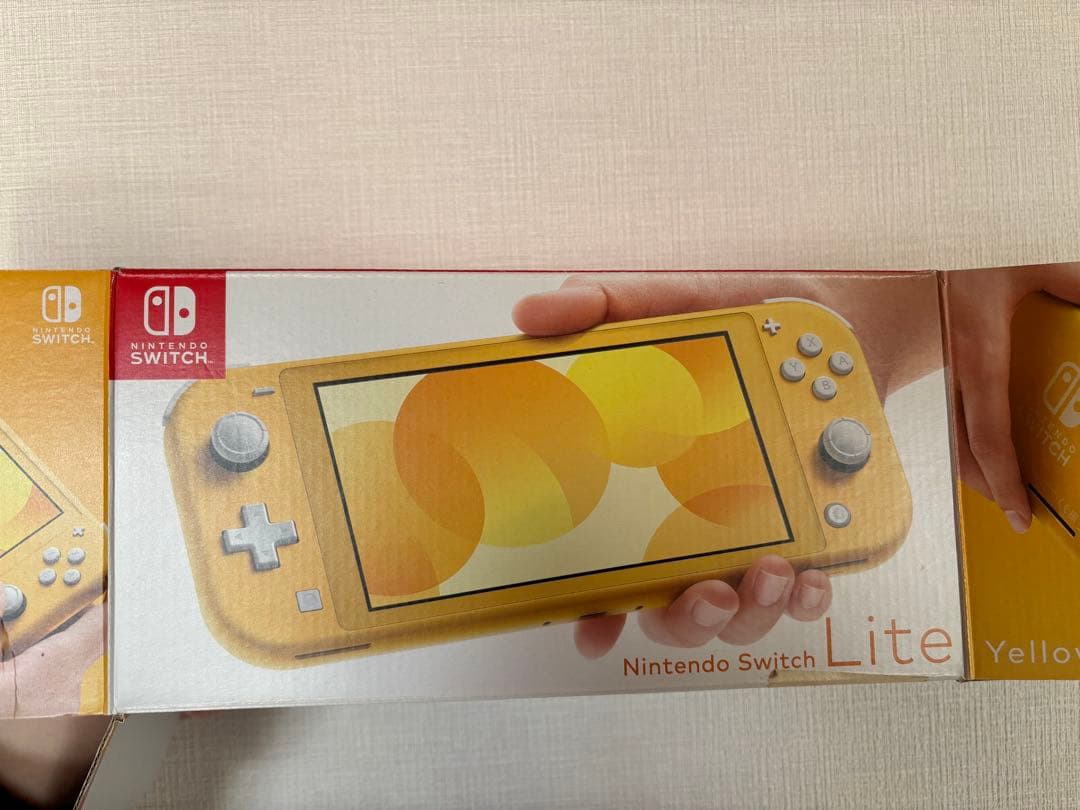 箱有　Nintendo Switch liteスイッチライト　イエロー
