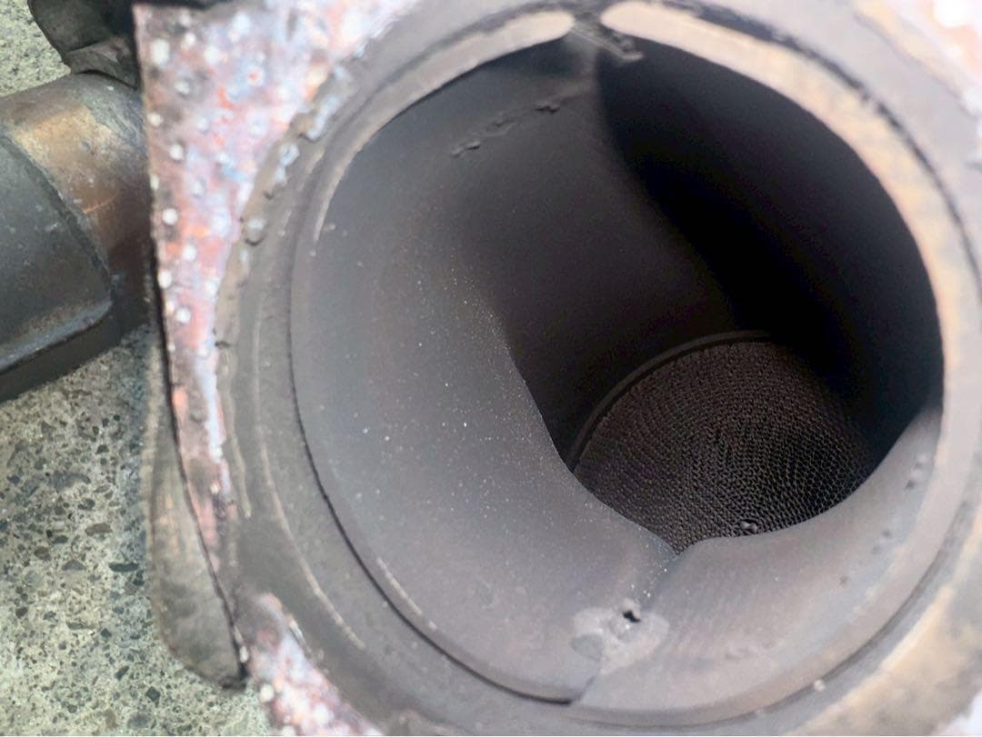 希少 vq35 z33 nismo ニスモ マフラー 触媒 メタキャタ