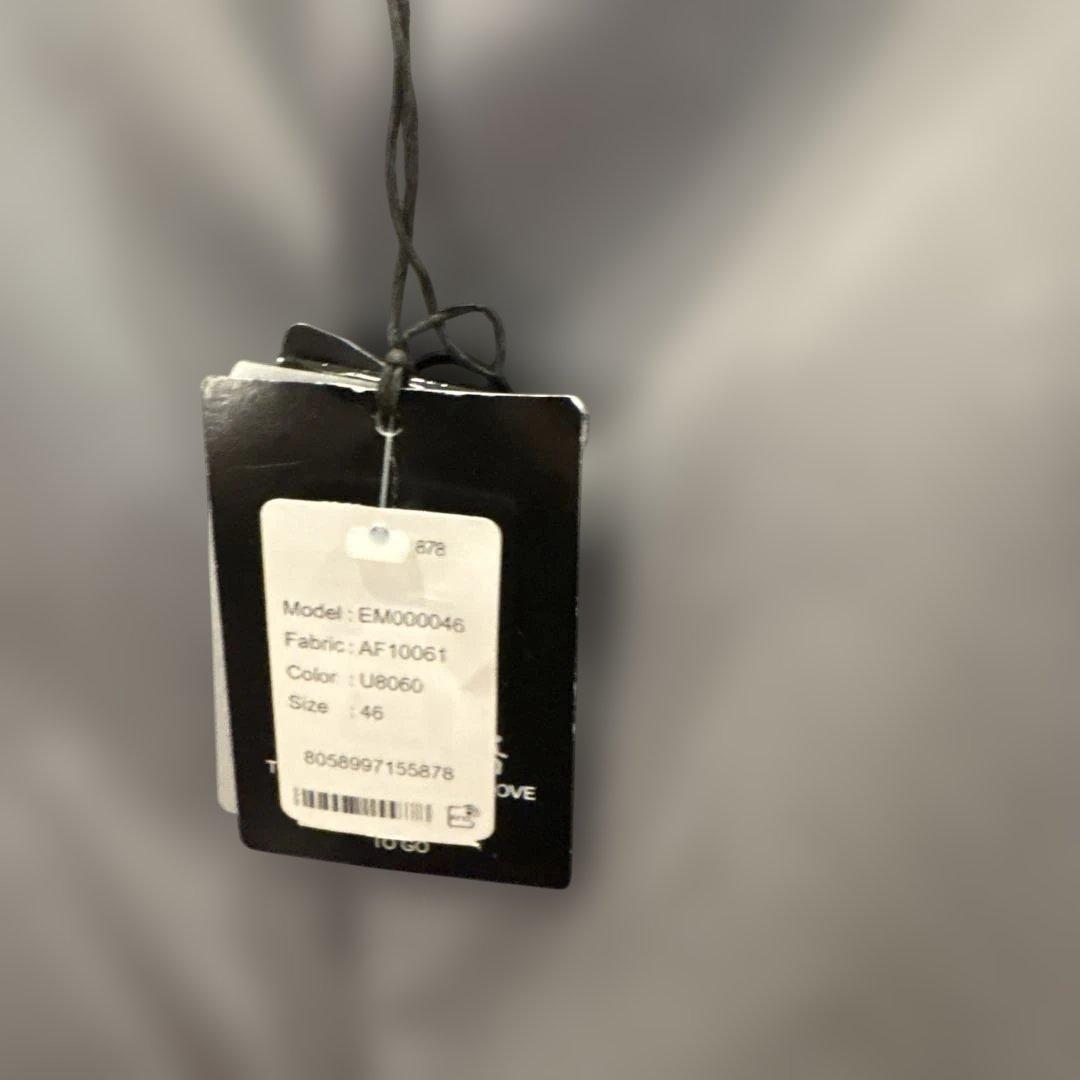 今週だけ思いっきり値下げ。EMPORIO ARMANI トラベルエッセンシャル