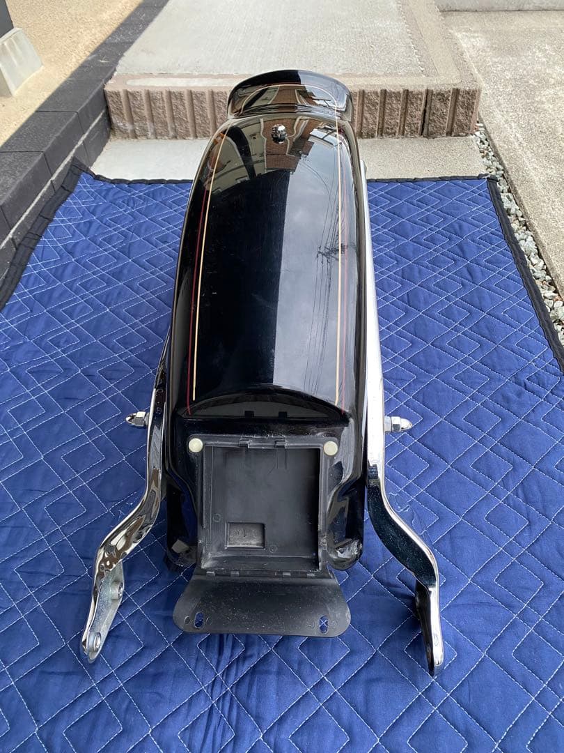 1998FXSTC 純正リアフェンダー　ボブフェンダー。ストラット付き