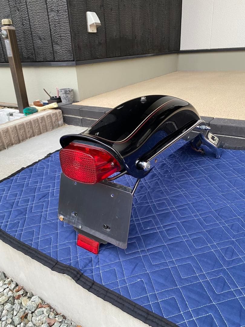 1998FXSTC 純正リアフェンダー　ボブフェンダー。ストラット付き