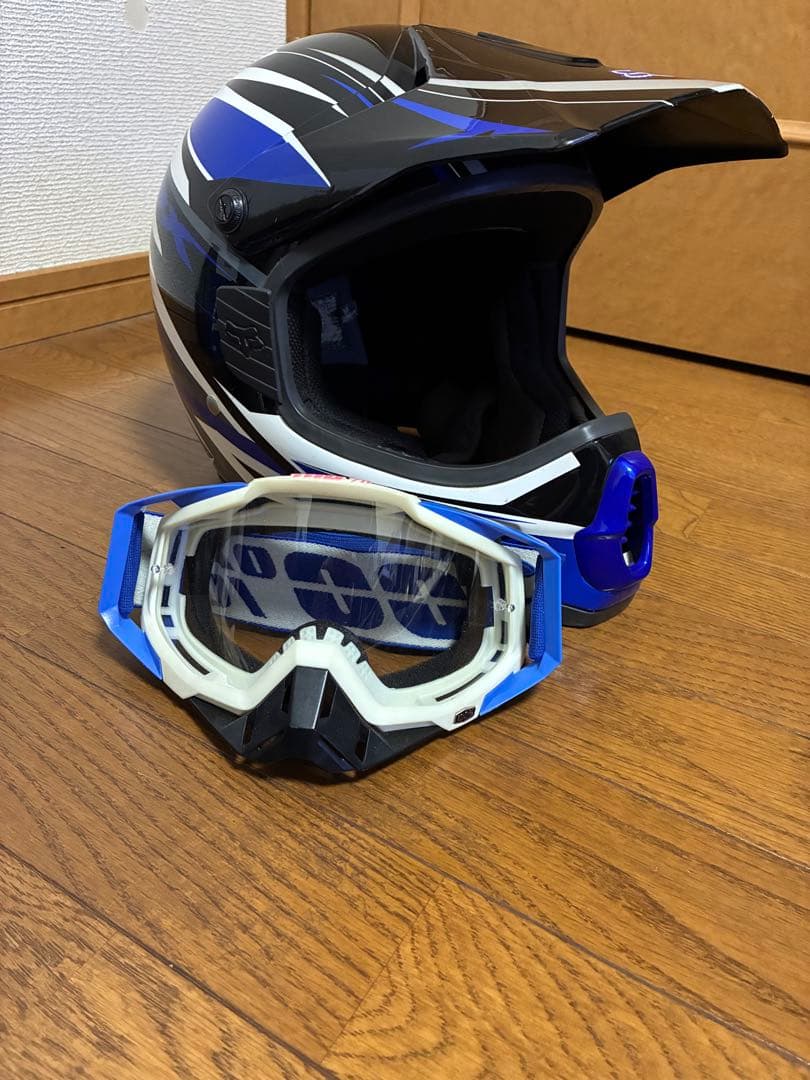FOXオフロードヘルメット 100%ゴーグル付き