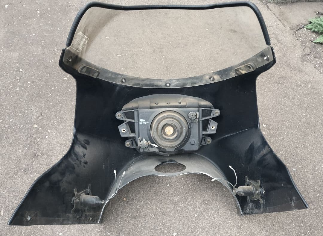 スズキ RGV250Γ カウルセット 黒 VJ21A 傷等有り 割れ無し