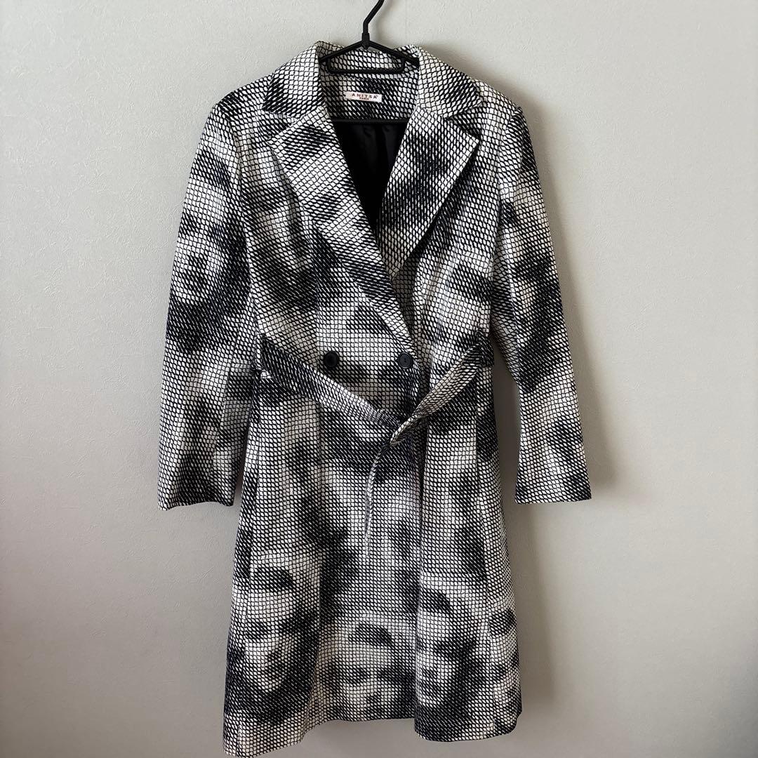 ANITSA paris ブラックホワイト　コート　フランス製　ロング