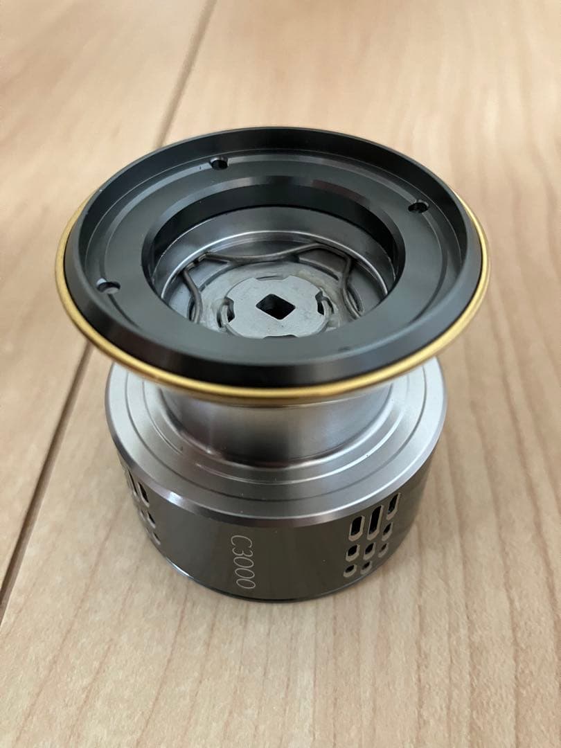 極美品　18ステラ スペアスプール　C3000