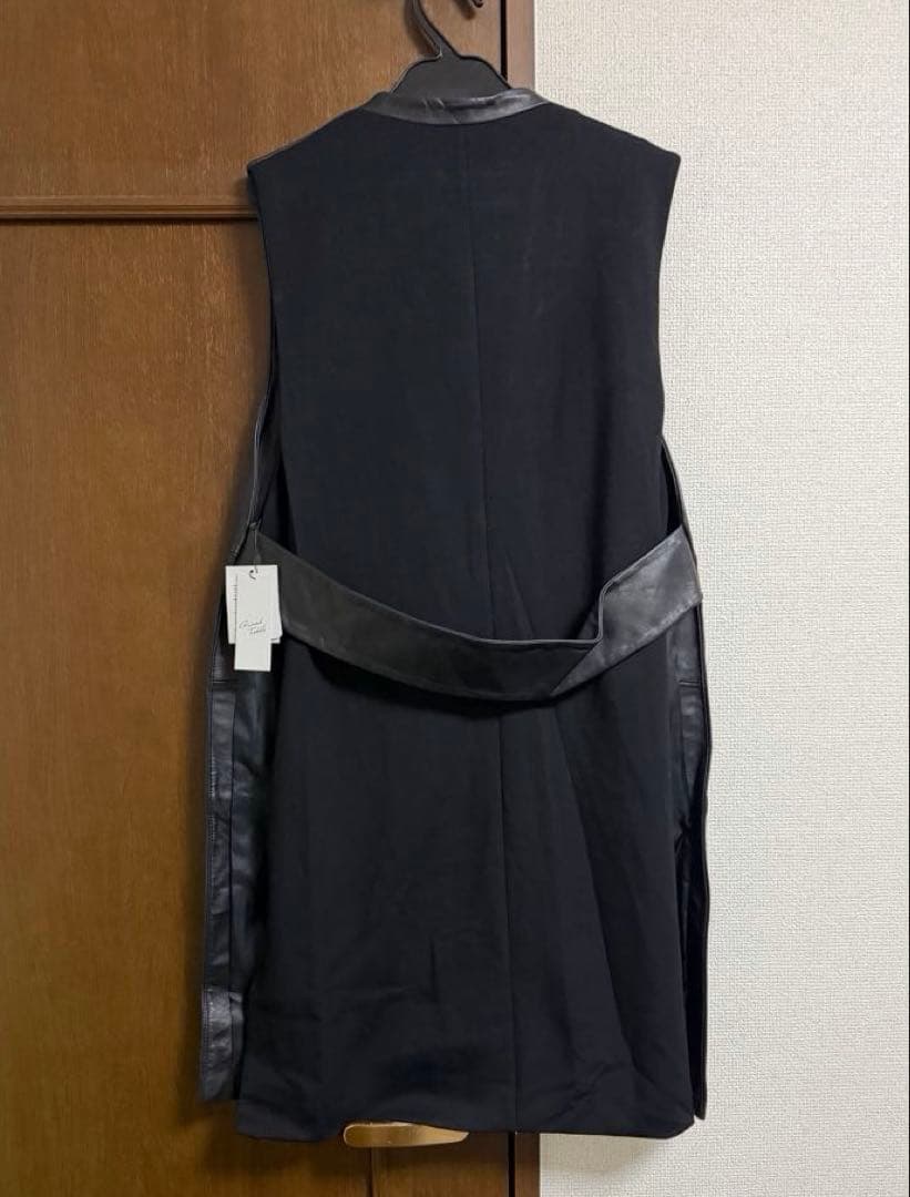 ヤマダヤ　Grand Table ラムレザーロングジレ　ブラック　新品未使用