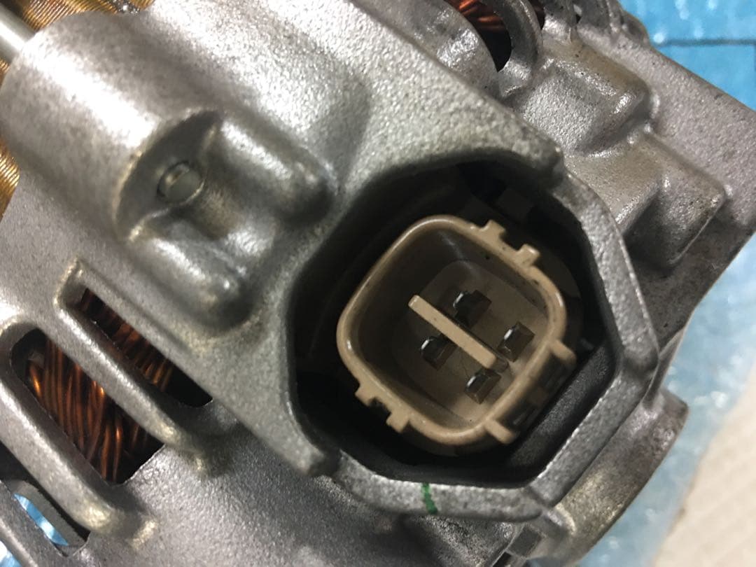 エブリィDA64W後期純正ダイナモ／走行1万キロ外し