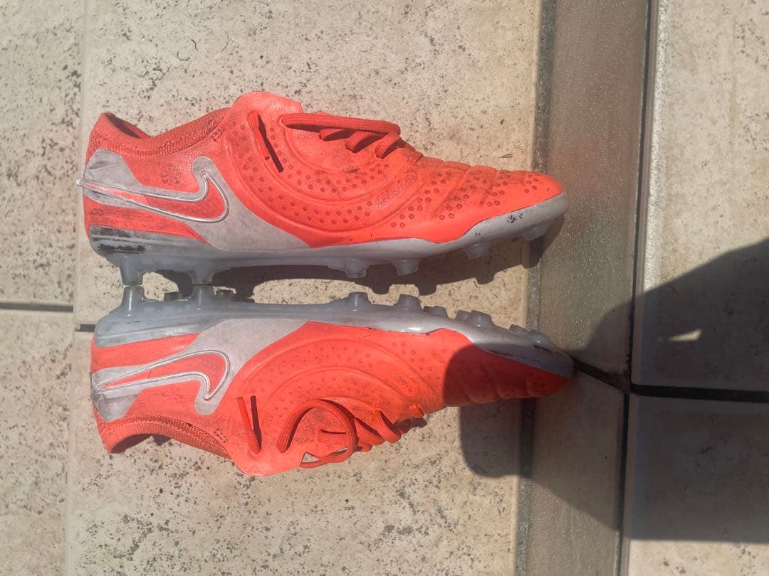 Nike ティエンポレジェンド10 26せんち