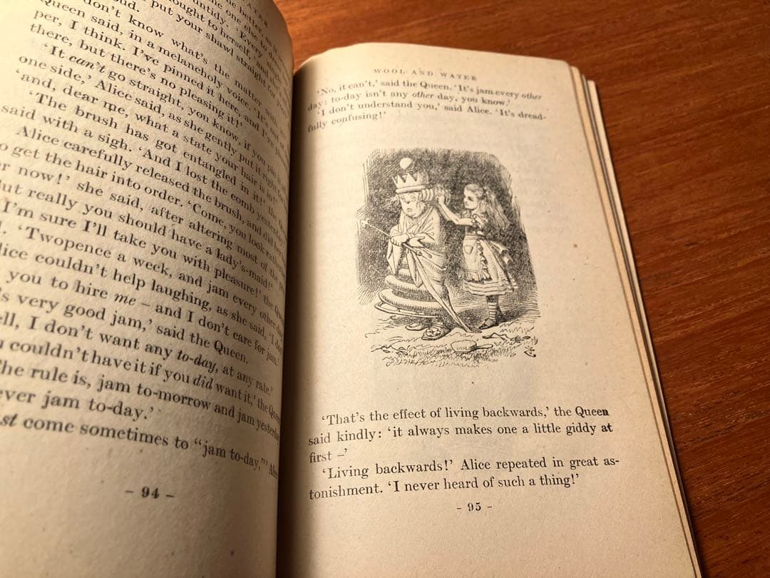 鏡の国のアリス テニエル画 ハンプティ・ダンプティ 不思議の国のアリス洋書